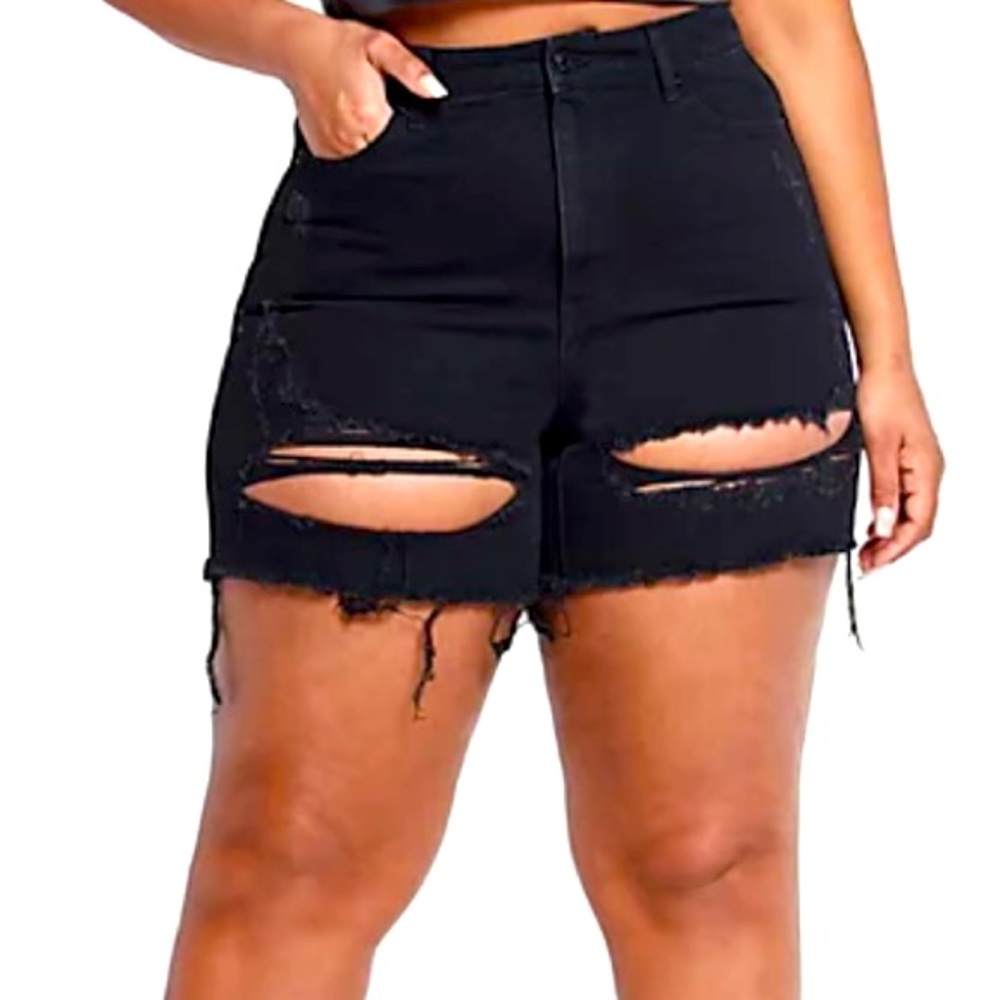Distressed black jean short